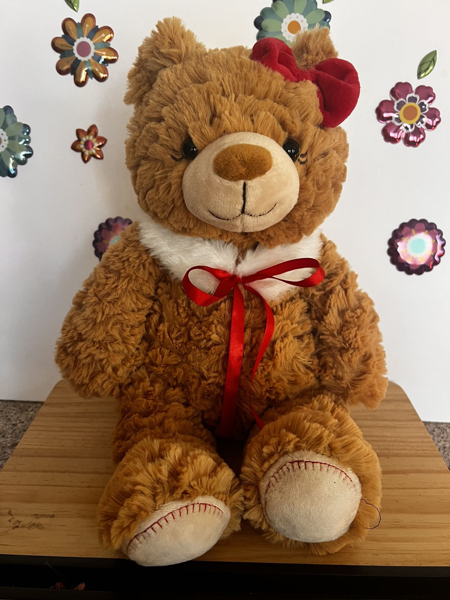 MARY MEYERS SITTING TEDDY BEAR WITH SEWN IN EYE LASHES. SHEIS A SITTING PLUSH BEAR! NEW CONDITION