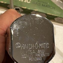 Looks new Match-O-Matic Vintage Collectible Gun Shaped Butane Gas Lighter.