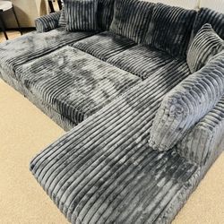 Stunning Stylish Chaise Sectional! 