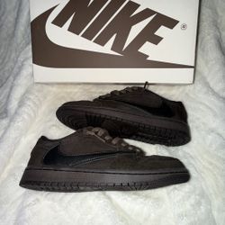 Travis Scott x Air Jordan 1 Retro Low OG SP 'Velvet Brown'  Size 5