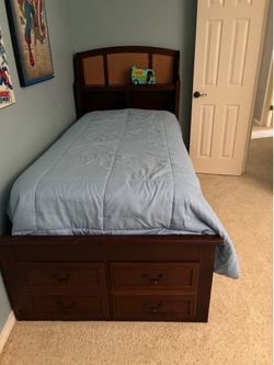 Havertys bedroom suit