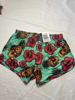 Med-Skull shorts