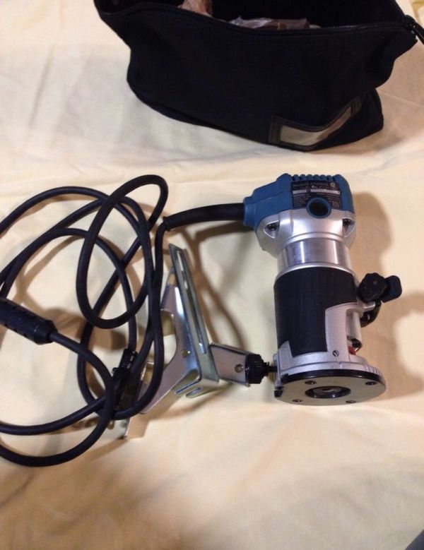 Makita Rt0701c Compact Router For Sale In Milwaukie Or Offerup