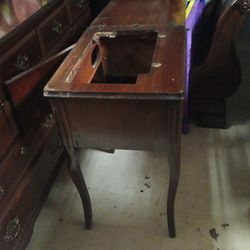 Sewing Machine 