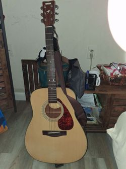Yamaha Gutiar