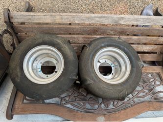 Paddle tires wheels