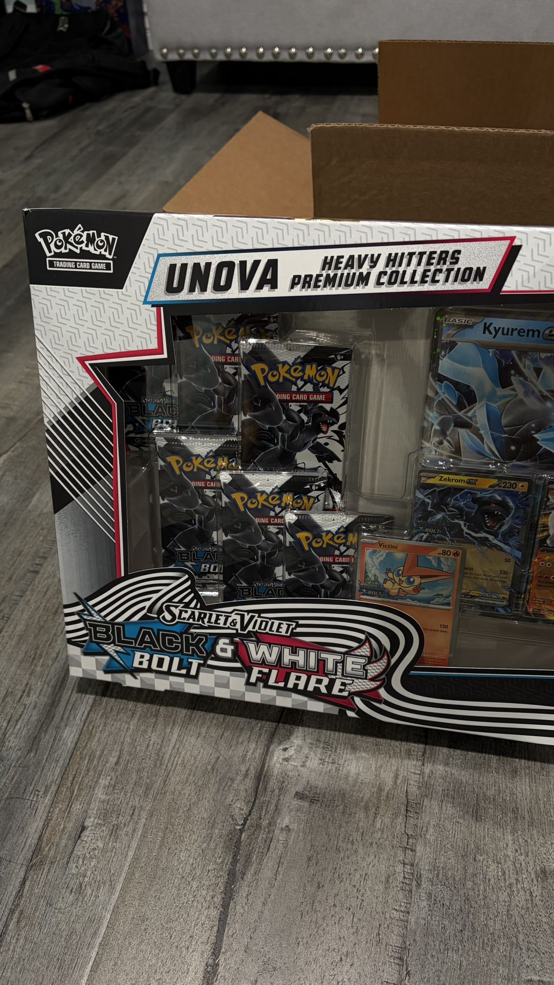 Pokemon Unova Heavy Hitters Premium Collection - Low Price