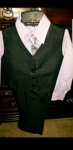 Boys toddler sizes 4 piece formal suits