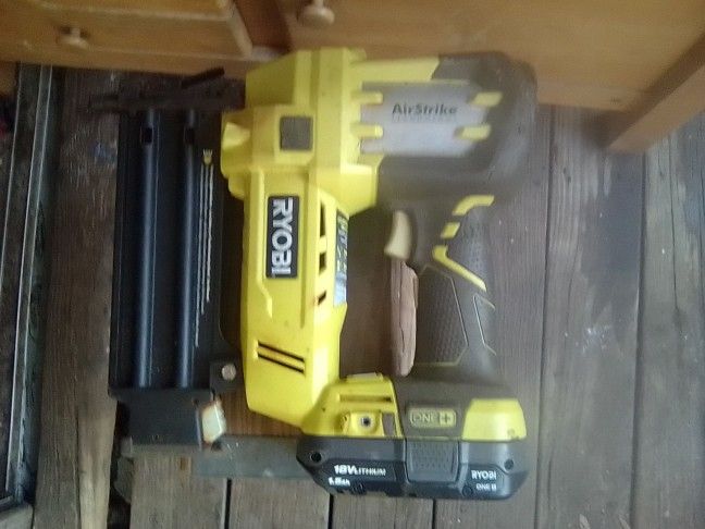 RYOBI Nail Gun 