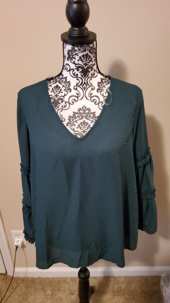 Perfectly Priscilla Dark Green Ruffle Long Sleeve Blouse Size Medium