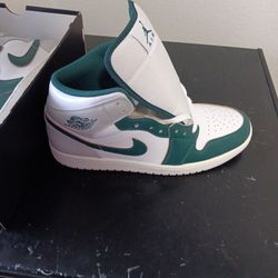 Air JORDAN 1 MID SE