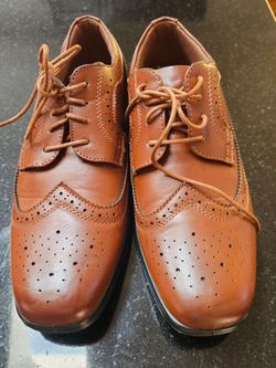 Size 7 men shoes