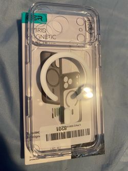 iphone 17 magnetic chargeing case