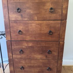 Dresser chest and nightstand