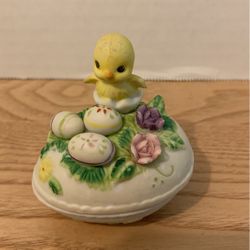 Vintage bisque George good Easter egg shaped porcelain trinket dish. Baby chick with eggs and flowers
