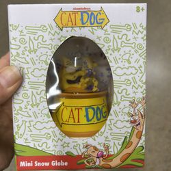 NWT Nickelodeon CatDog mini snow globe 