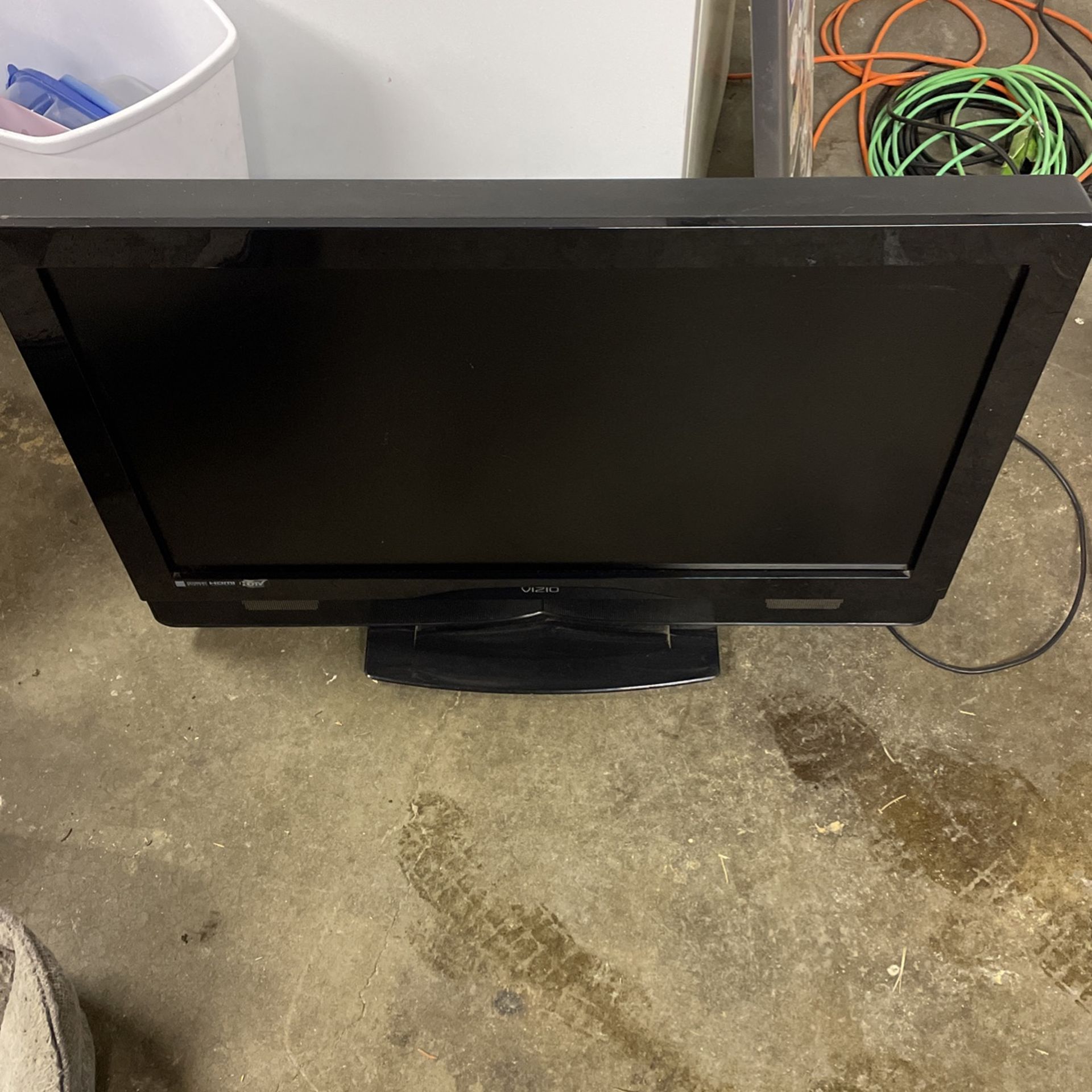 37 in. Vizio TV
