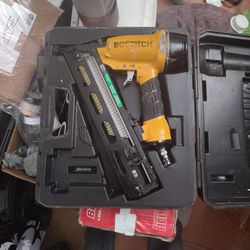 Bostitch Finish Nailer In Good Working Order 