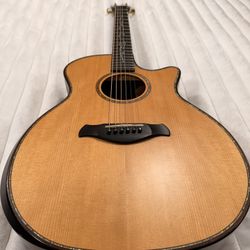 Taylor Builder’s Edition K14ce (2019) – Excellent Condition – Koa / Sitka
