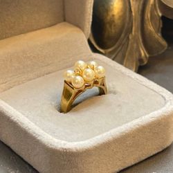 Bridal cluster pearl gold ring