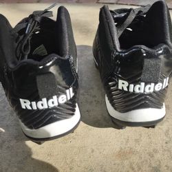 Riddell Boys Heater Midstrap Cleats Size 6