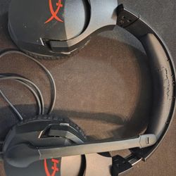 HyperX Cloud Stinger Wired Stereo Gaming Headset (Red/Black) HX-HSCS-BK