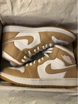 Jordan 1 mid size11 (Used)
