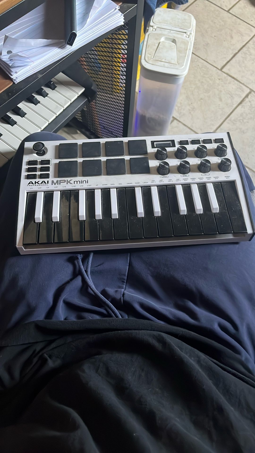 Akai Midi Keyboard