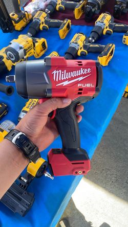 Milwaukee M18 FUEL Cordless Impact Wrench