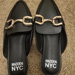 Madden NYC Black and Gold Slides Womens Size 7.5 New Dressy, Casual