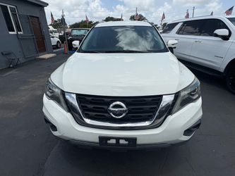2018 Nissan Passfinder leather