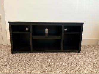 TV table up to 55 inches /  Mesa para TVde hasta 55 pulgadas