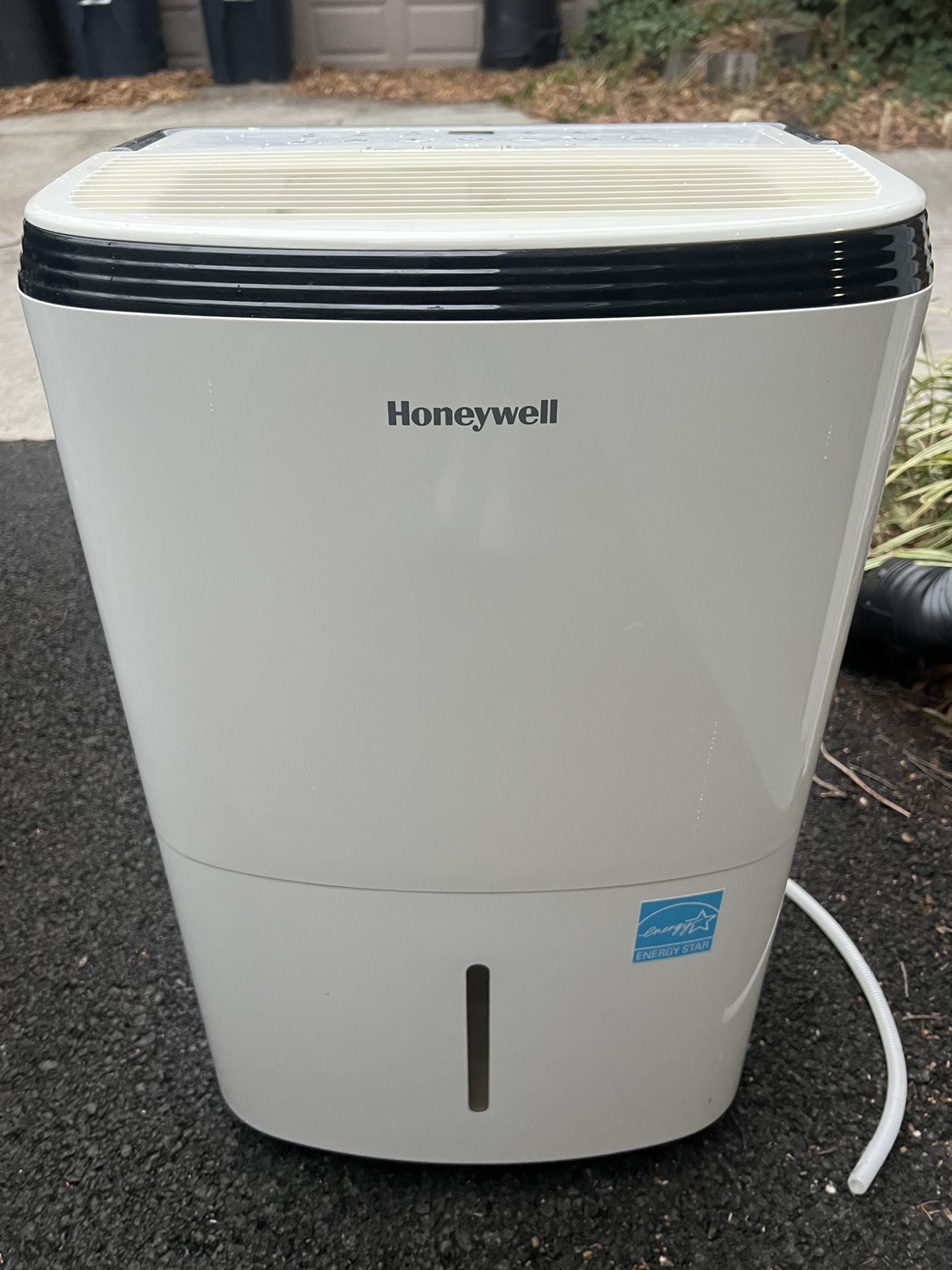 Honeywell 70 Pint Dehumidifier