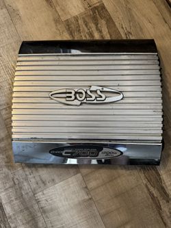 Boss Amp. 2ch 1200 Watts