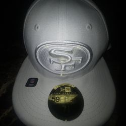 Men's New Era San Francisco 49ers White on White 59FIFTY Fitted Hat. Size: 7 1/8