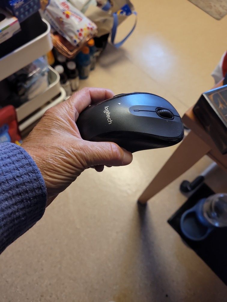 Logic tech wireless mouse