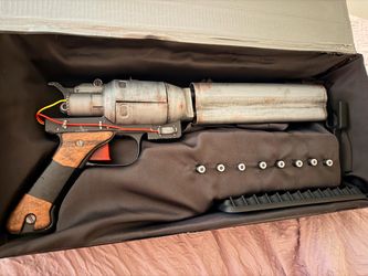 Arc Raiders prop replica Anvil