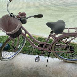 Ladies Pink Huffy Bike