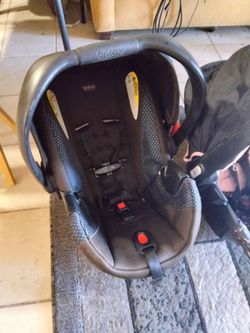 Very nice nice and clean baby car seat