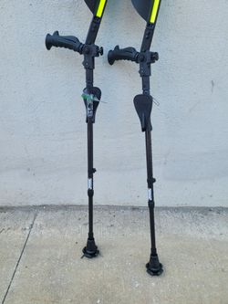 Ergobaum 7G black mamba crutches