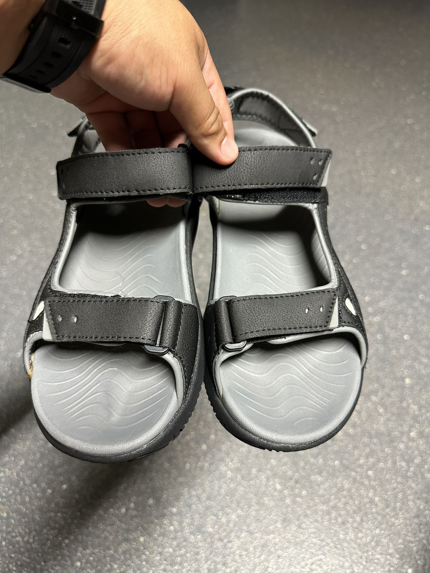 Hurley sports sandals