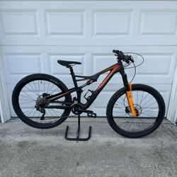 2016 Specialized FSR Comp Stump Jumper Mountain Bike
