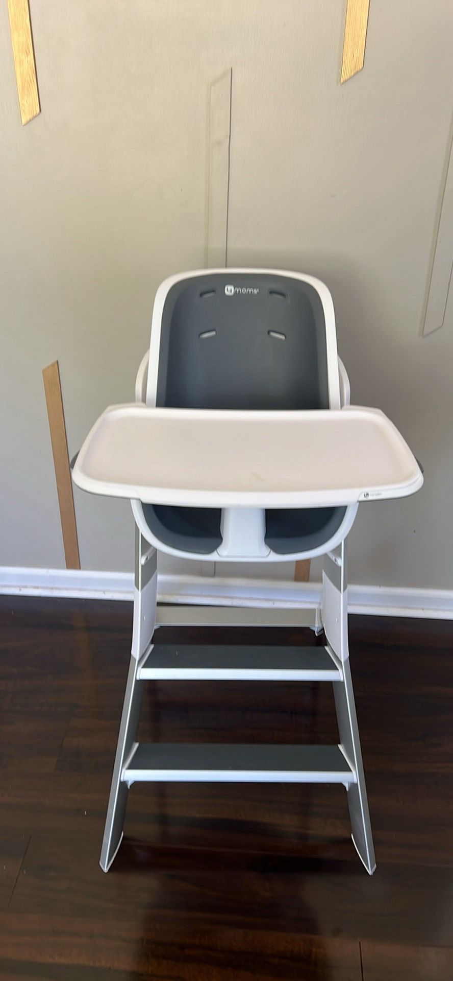 4moms High Chair, White and Grey