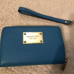 Michael Kors Wristlet