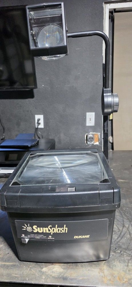 Overhead Projector 
