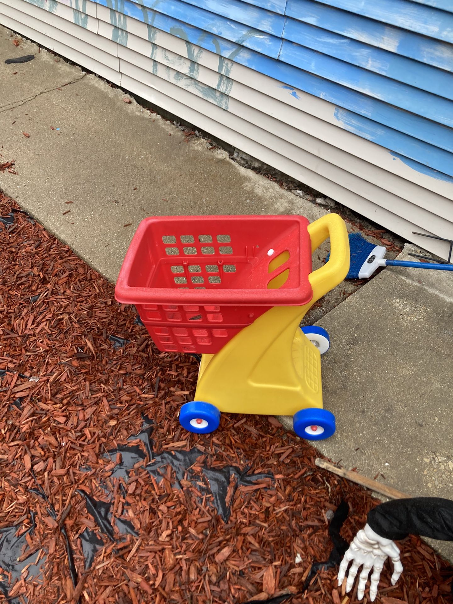 Toy Shopping Cart