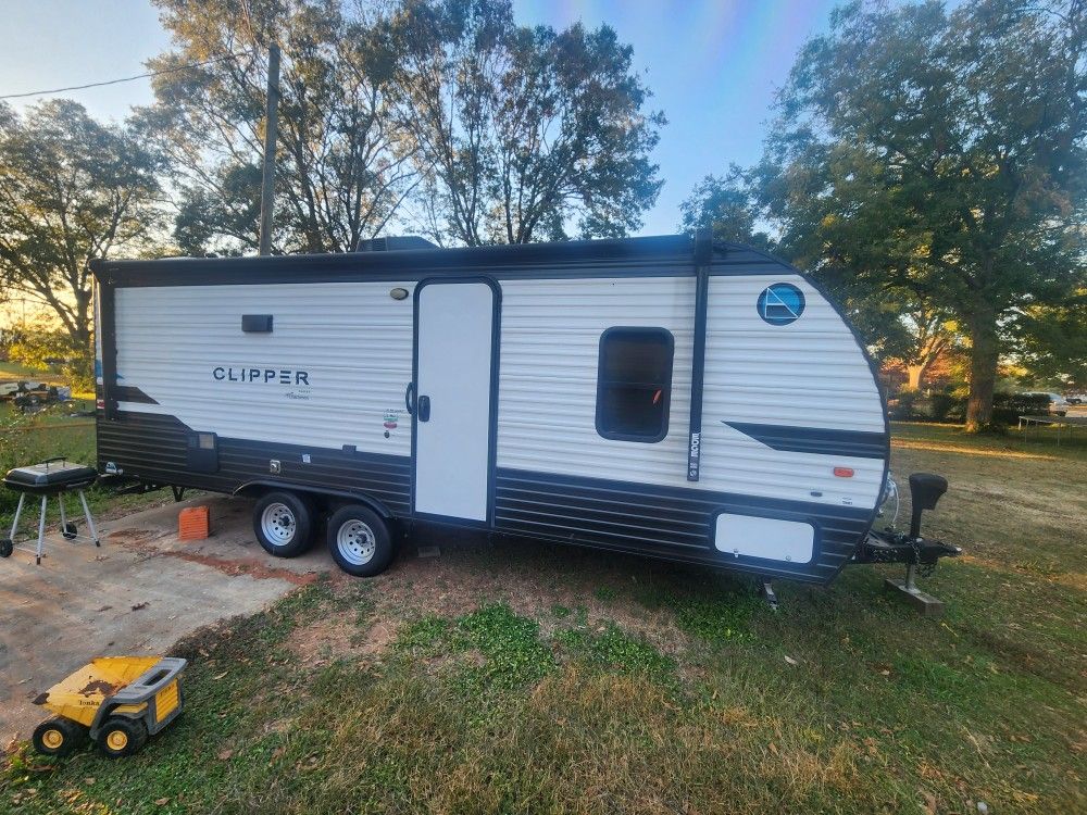 2020 Coachmen Clipper