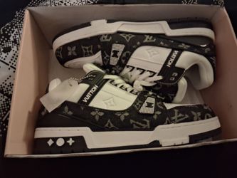 Louis Vuitton LV Trainer Sneakers