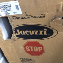 Brand New Luxury Jacuzzi Tub 