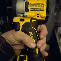 Dealt Tools Little Everything